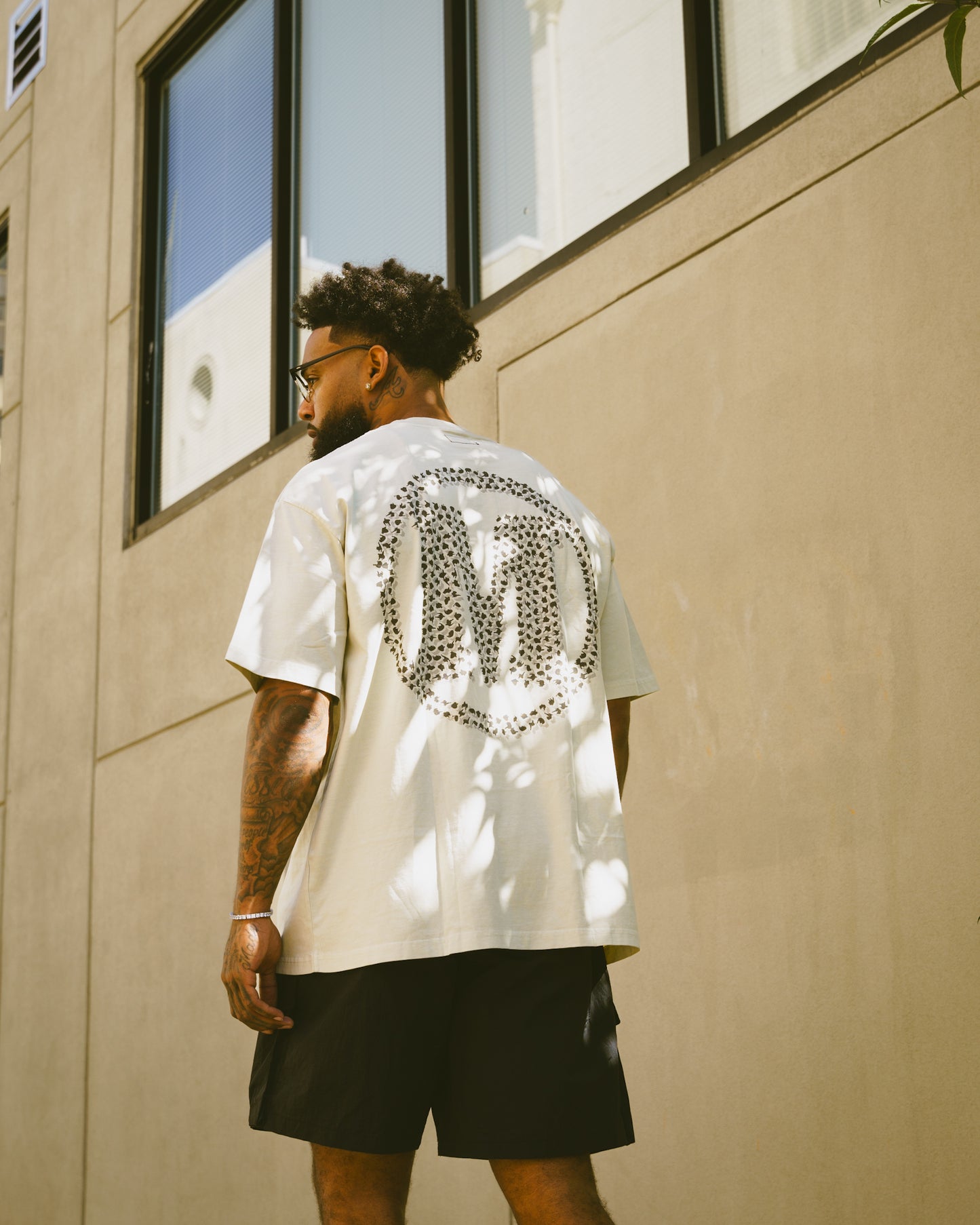 Silhouette Tee