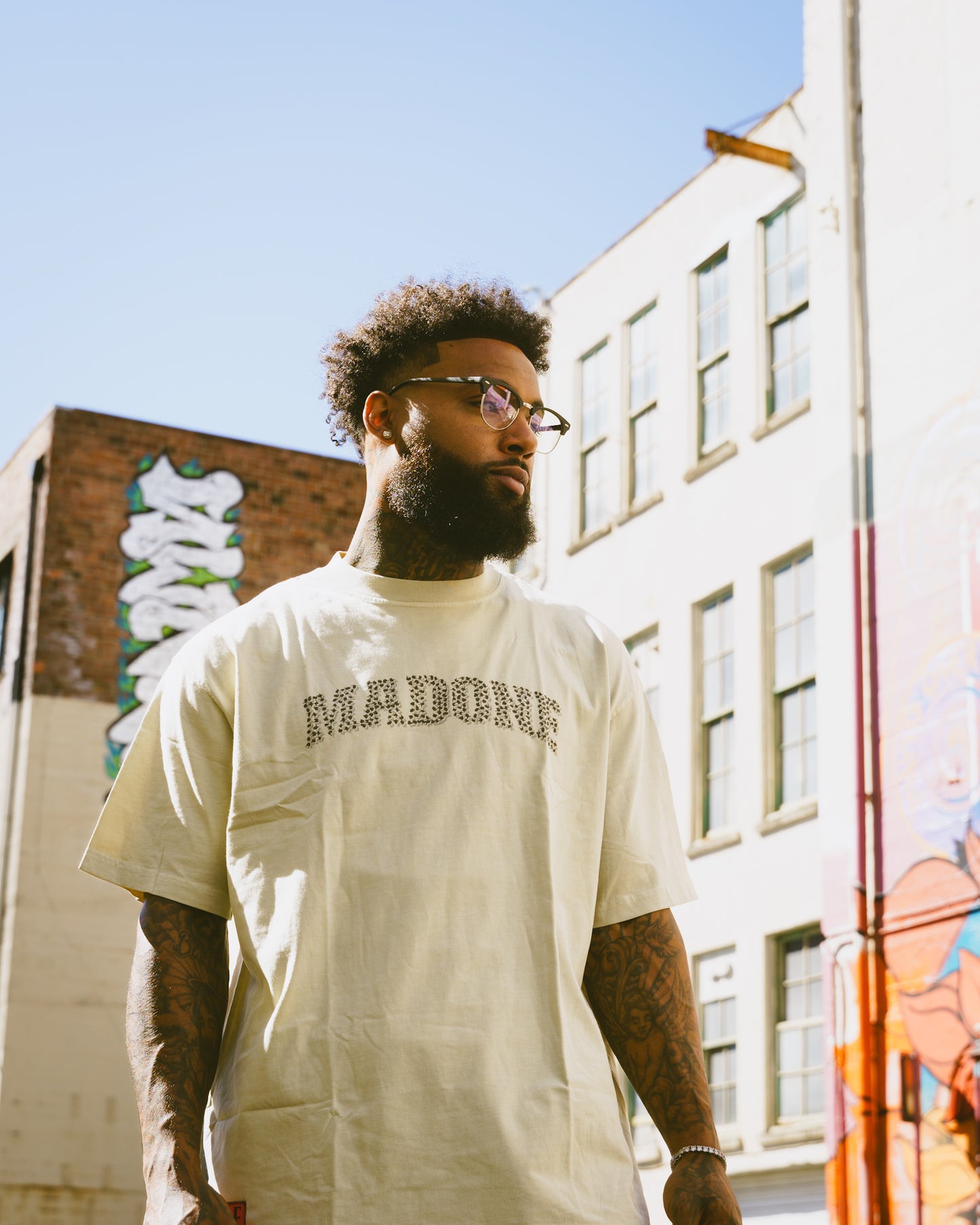 Silhouette Tee